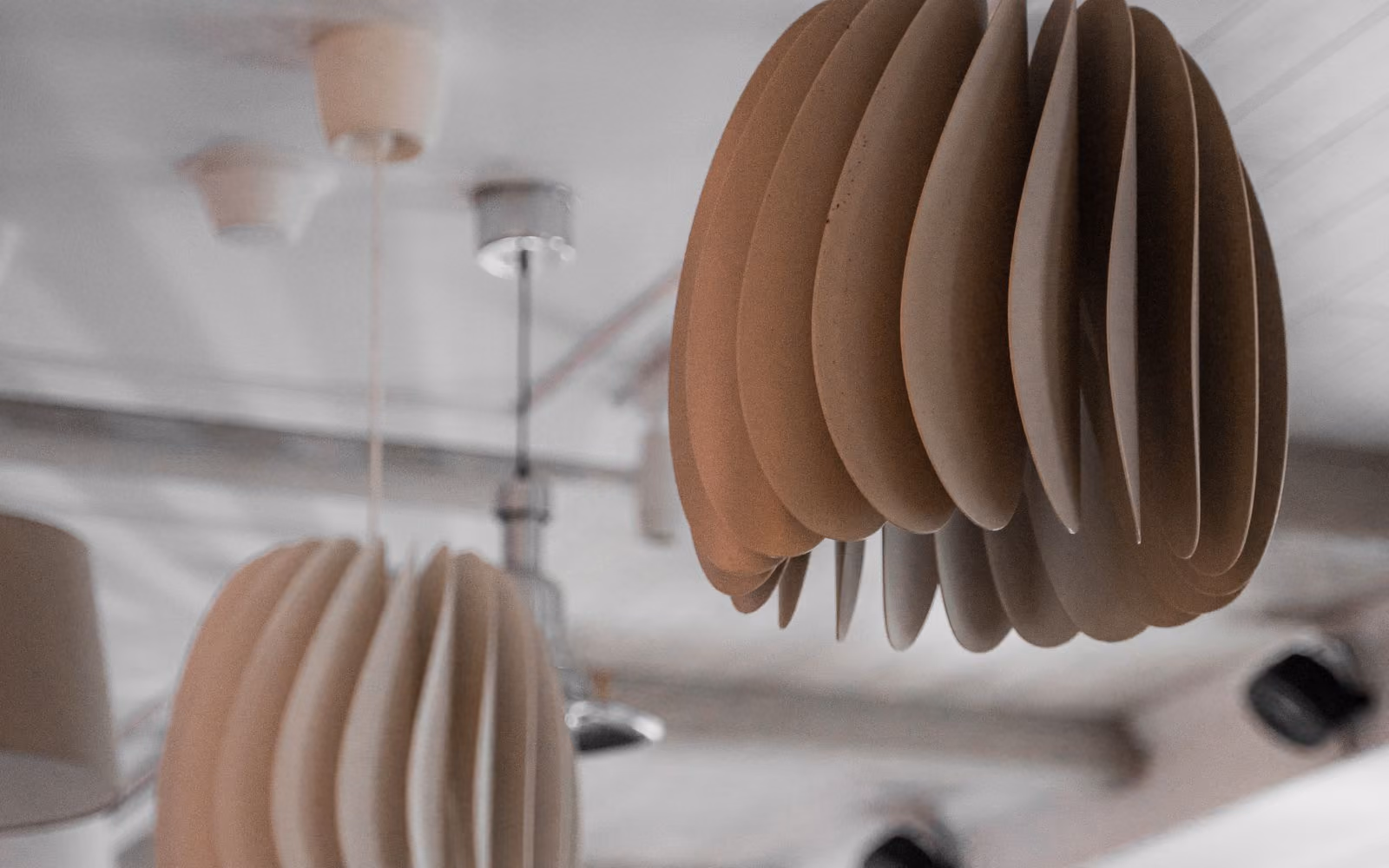 Contemporary pendant lamp in a minimalist interior